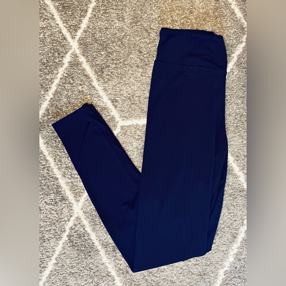 Women’s Super Soft High-Waist Leggings - Picture 2 of 3